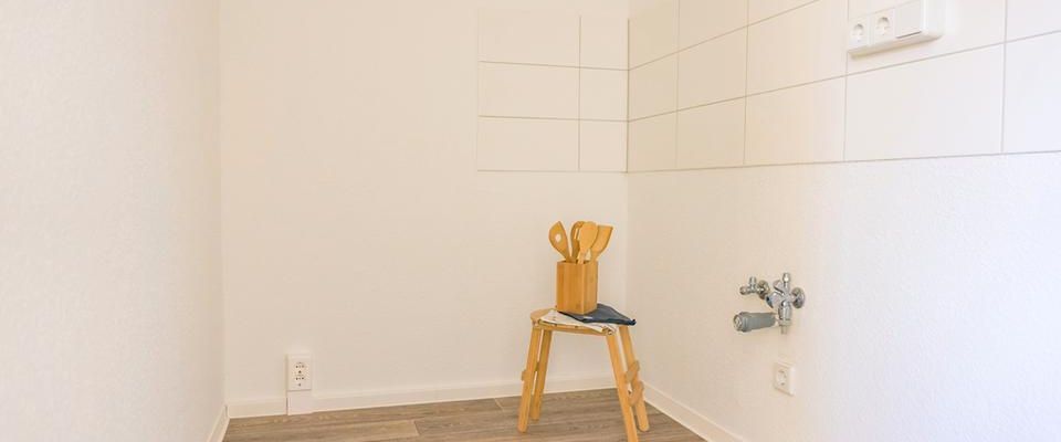 NEU sanierte 1-Raum-Wohnung mit Badewanne - Foto 1