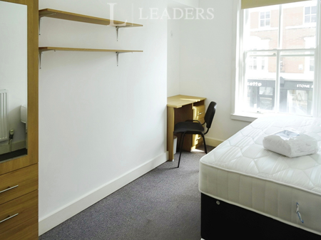 1 bedroom house to rent - Photo 2