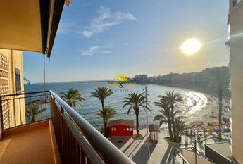 ​ FLAT FOR RENT ON THE FIRST LINE OF THE SEA IN TORREVIEJA - ALICANTE