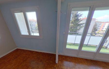APPARTEMENT T4 A LOUER - Photo 2