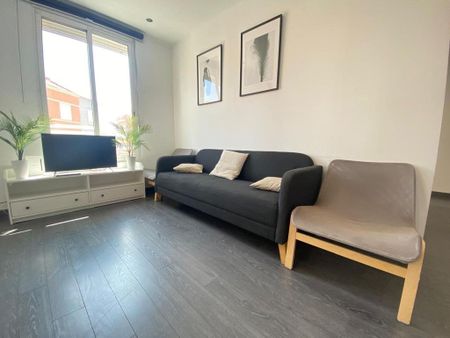 Luxury Apartment for rent in Valencia - Photo 2