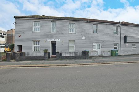 Studio to rent - Photo 5