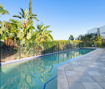 Panorama Residences - Luxury Living with Spectacular Gold Coast Views - Photo 1