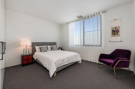 22 Ellis Road, Glen Iris VIC 3146 - House For Rent | Domain - Photo 5