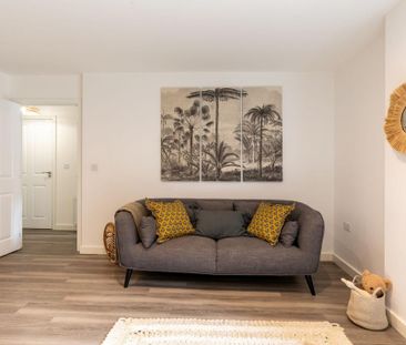 1 bedroom apartment to rent - Photo 2