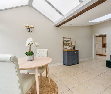3 bedroom detached house to rent - Photo 5
