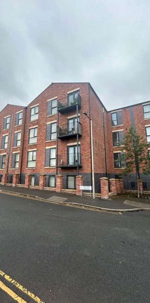 Apartment The School House, Stockport, SK1 - Photo 2