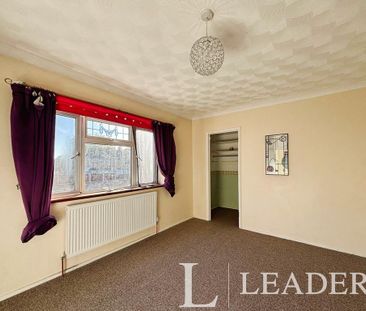 2 bedroom end of terrace house to rent - Photo 6