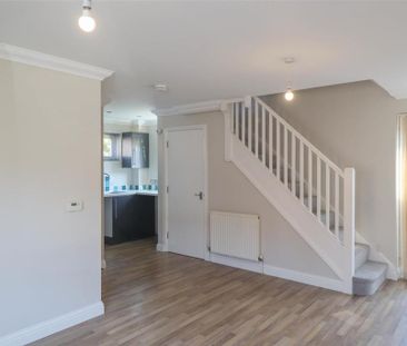 2 bedroom semi-detached house to rent - Photo 4