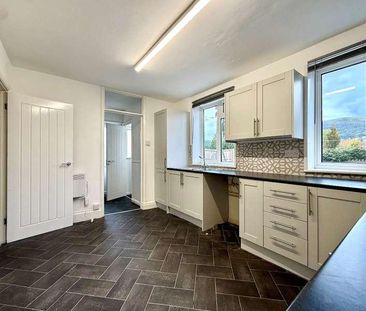 Hilton Road, Malvern, WR14 - Photo 2