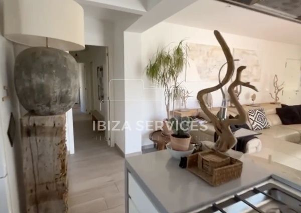 Charming 3-Bedroom Townhouse with Private Pool in Cala de Bou – Available for Yearly Rental