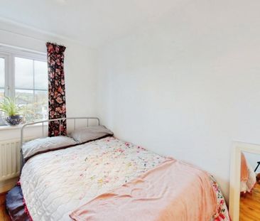 4 bedroom House To Let - Photo 6