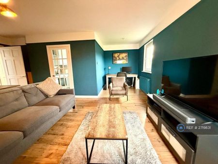 2 bedroom flat to rent - Photo 4