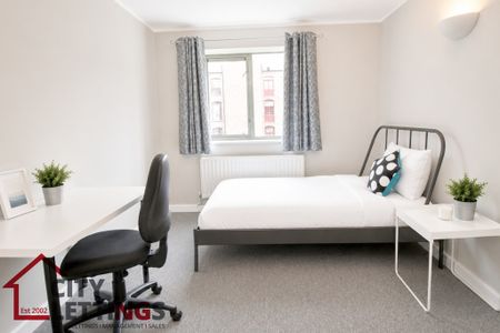 2 Bedroom Apartment - Photo 4