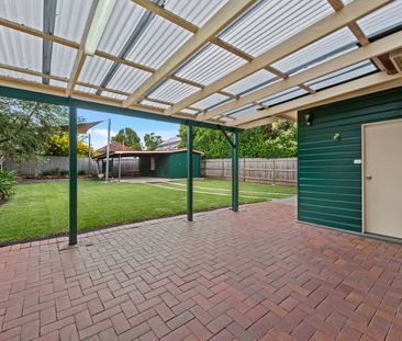 29 Camelot Street, Tennyson QLD 4105 - House For Rent - $625 | Domain - Photo 1