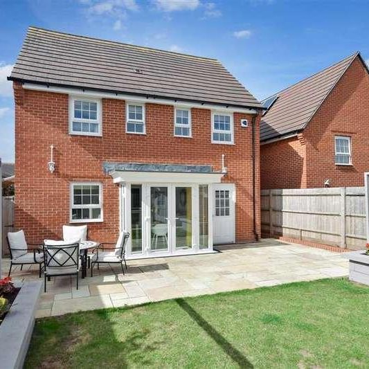 Meadowcroft Close, Clanfield, PO8 - Photo 1