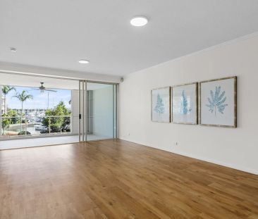 Waterfront Three Bedroom Apartment - Photo 2