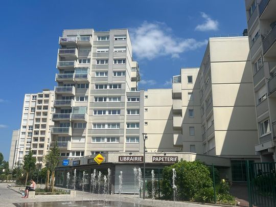 2 PIECES - CHATOU - Photo 1