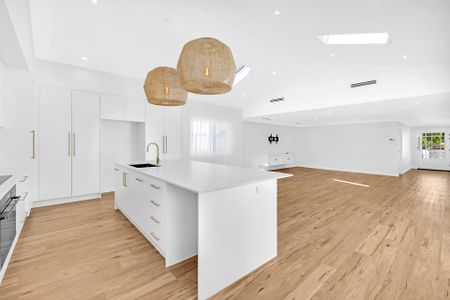 32 Alison Road - Photo 3