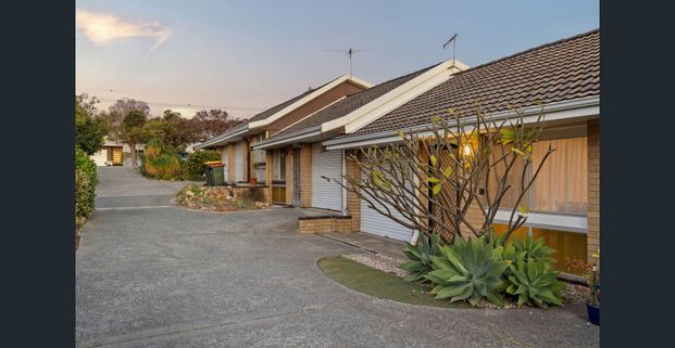 4/7 Clearview Avenue, Yokine, WA 6060 - Photo 1