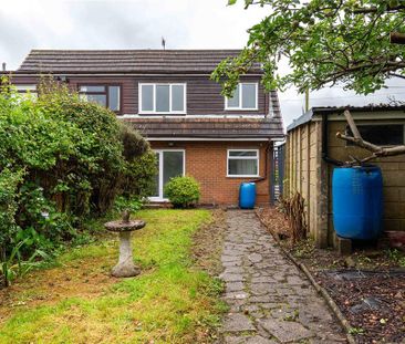 3 bedroom semi-detached house to rent - Photo 2