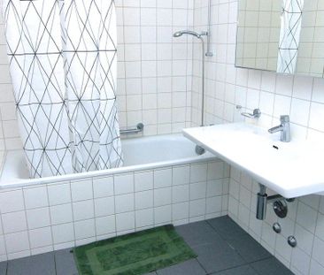Stylish room in shared apartment - Photo 3