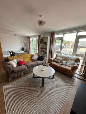 2 bedroom flat to rent - Photo 3