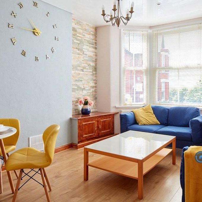 1 bedroom in a house share to rent - Photo 1