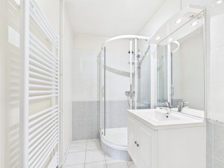 Appartement à louer, 3 pièces - Saint-André-les-Vergers 10120 - Photo 5