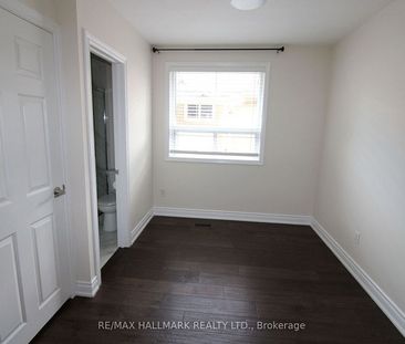 For Lease - 389 Allgood Street Unit# Main Fl, Richmond Hill, Ontario - Photo 6