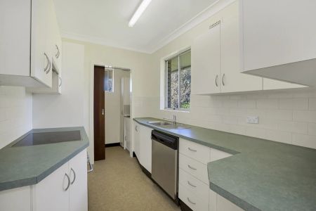 8/15 Morden Street, - Photo 2