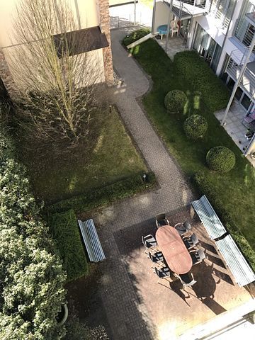 BARRIEREFREIE WOHNUNG MIT STILVOLLEM AMBIENTE IN DER SENIORENWOHNANLAGE KÖNIGSTRASSE - Photo 3