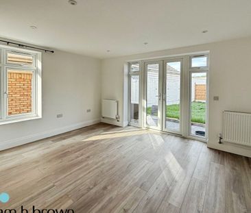 Rainham Road, Rainham - Photo 3