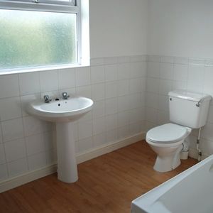 Room in a Shared House, Fosse Road Central, LE3 - Photo 2