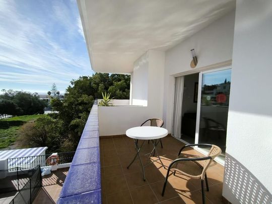 Alquiler de estudio en Calle Guadalhorce - Photo 1