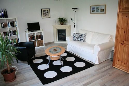 Chices Apartment mit Terrasse, Leverkusen - Photo 1