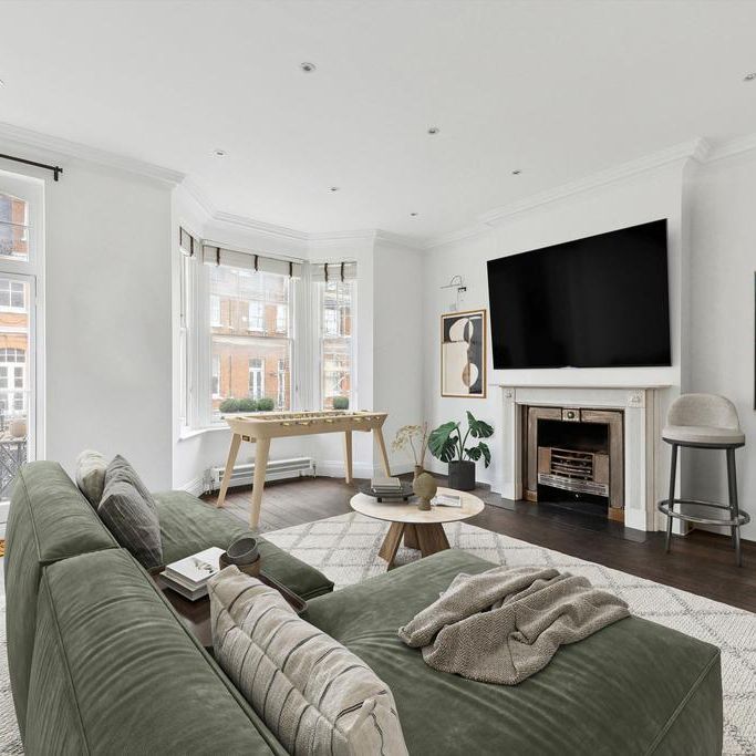 3 bedroom flat to rent - Photo 1