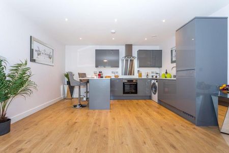 2 bedroom flat to rent - Photo 4