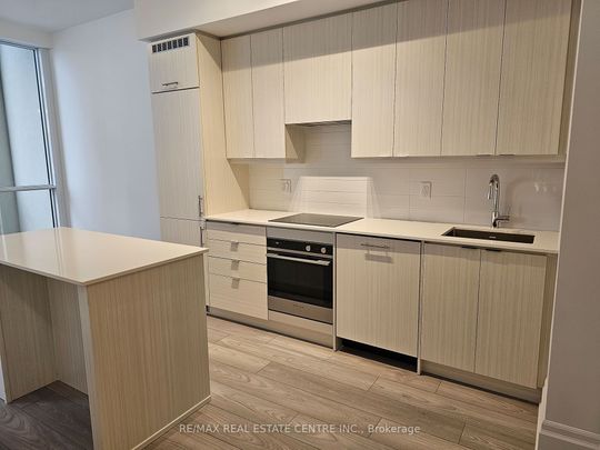 For Lease - 36 ELM Drive Unit# 3703, Mississauga, Ontario - Photo 1