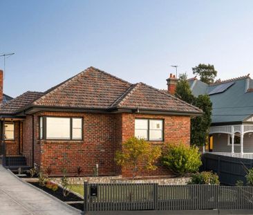 18 Kenilworth Parade, Ivanhoe VIC 3079 - Photo 1