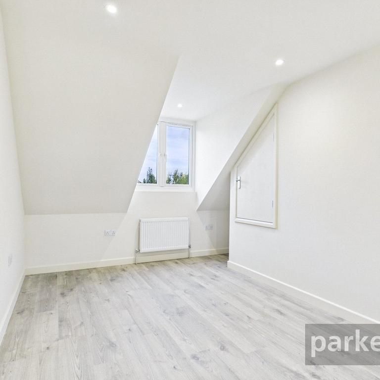 1 bedroom semi-detached house to rent - Photo 1