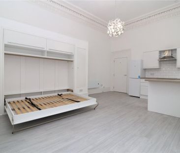 Studio to rent - Photo 3