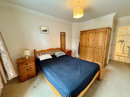 2 bedroom ground floor flat to rent - Photo 4