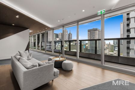 3202/285 La Trobe Street, Melbourne - Photo 4