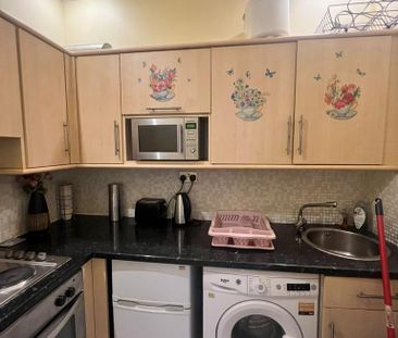 1 bedroom flat to rent - Photo 3