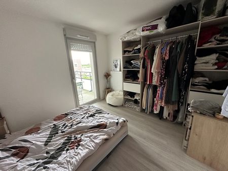 APPARTEMENT T2 AVEC BALCON ET PARKING - RÉSIDENCE SÉCURISÉE AMIENS SUD - Photo 3