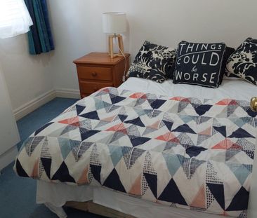 Pembridge, Fully Furnished Economy living! - Photo 5