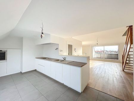 Ruim (119 m²), zuidgericht duplexwoonappartement in het centrum van Heist. - Foto 5