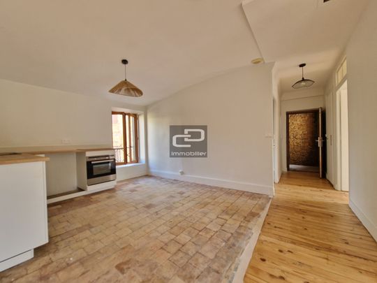 Location Appartement 3 pièces 50m² COUZON AU MONT D OR 69270 - Photo 1