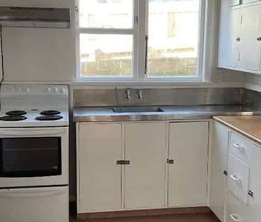 Newly renovated family home - Cannons Creek - Photo 1